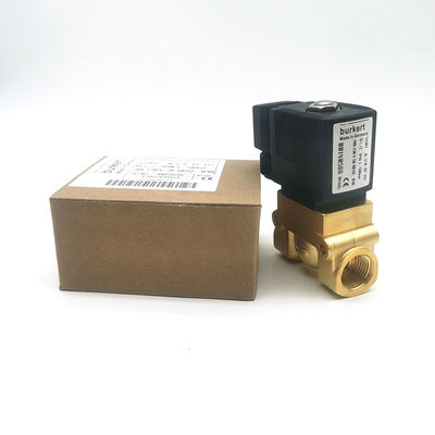 Burkert tipo 5404 / articolo n. 140566 Valvola a solenoide a 3/2.