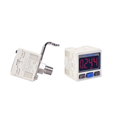 ZSE30AF-01-P SMC Digital Pressure Switch Pressione composta R1/8 2-Color Display PNP Open Collector 1 Output
