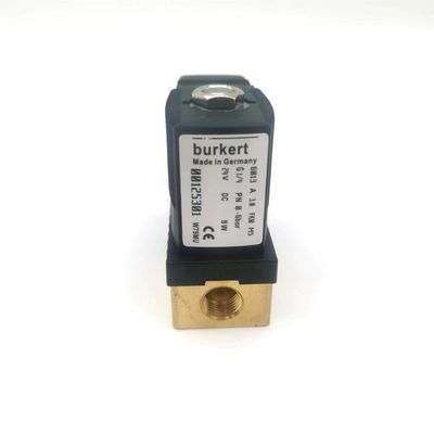 BURKERT 00126138 6014C Normalmente chiuso G1/4 2.0 Orbito di flusso AC24V 8W Valvola del collettore in ottone