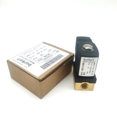 BURKERT 00126138 6014C Normalmente chiuso G1/4 2.0 Orbito di flusso AC24V 8W Valvola del collettore in ottone