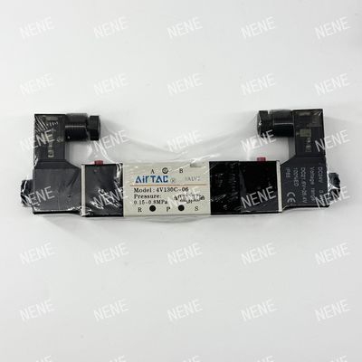 Valvola elettromagnetica 4V130P-06 AIRTAC per il controllo dell'aria in pressioni da 0,15 a 0,8 MPa