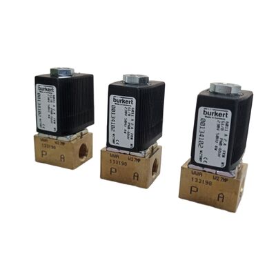 24V DC FKM Valvola solenoidale di ottone sigillata ad alto flusso Burkert 00270133 G1 1/4 Port, 40 mm di orifizio, 0,2-16 bar, temperatura media fino a +120°C