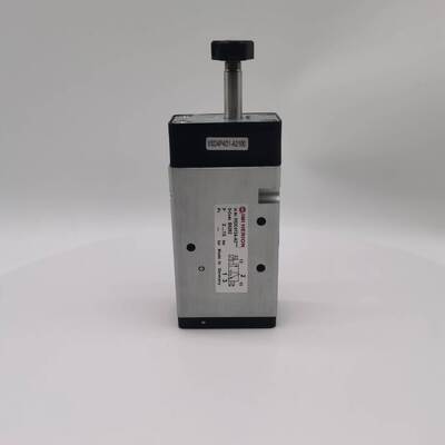 L'elettrovalvola NORGREN V62C313A-A313J ad azionamento elettromagnetico fornisce il controllo sui processi di flusso dei fluidi