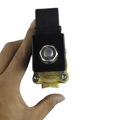 Valvola di materiale di tenuta NBR con bobina quadrata che funziona a tensione DC12V Perfetta per apparecchiature pneumatiche e sistemi automatici di controllo dei fluidi
