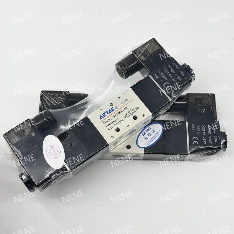 Valvola solenoide 4V330C-08 AIRTAC per aria da 0,15 a 0,8 MPa