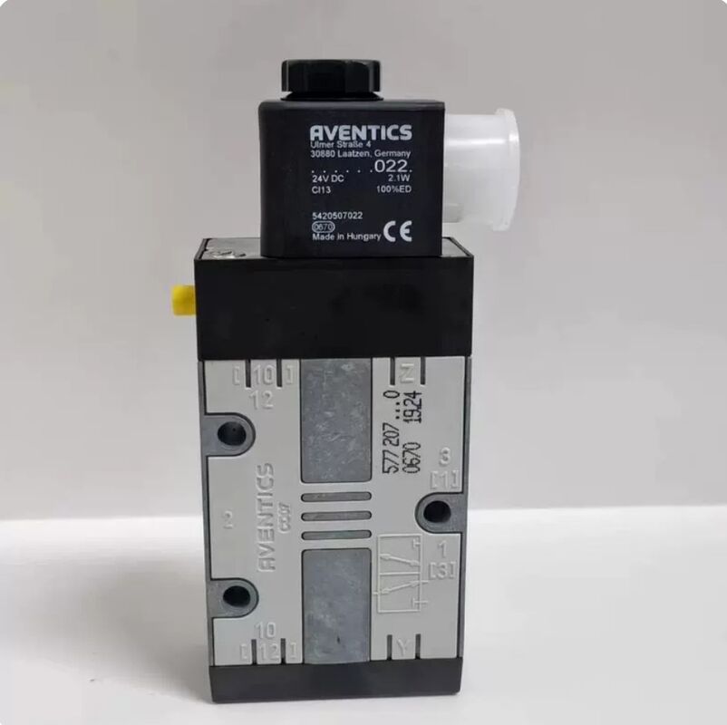 AVENTICS CD07 Series Directional Valve with G1/4 Port Size IP65 Protection and 24V DC / 230V AC